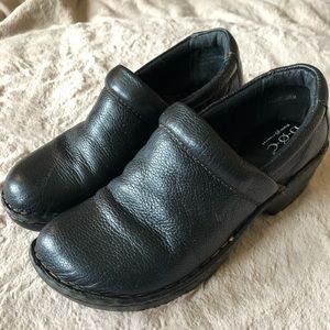 B.O.C. Born Black Peggy Clogs size 8